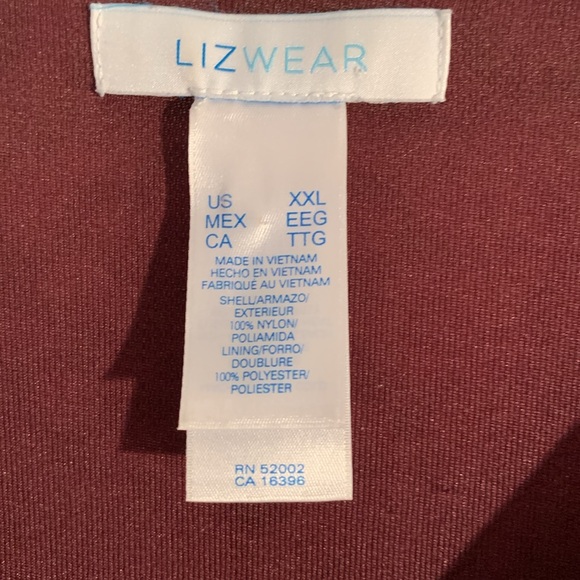 Lizwear XXL Multi-colored Relaxed V-neck Short Sleeve Blouse - Picture 5 of 8